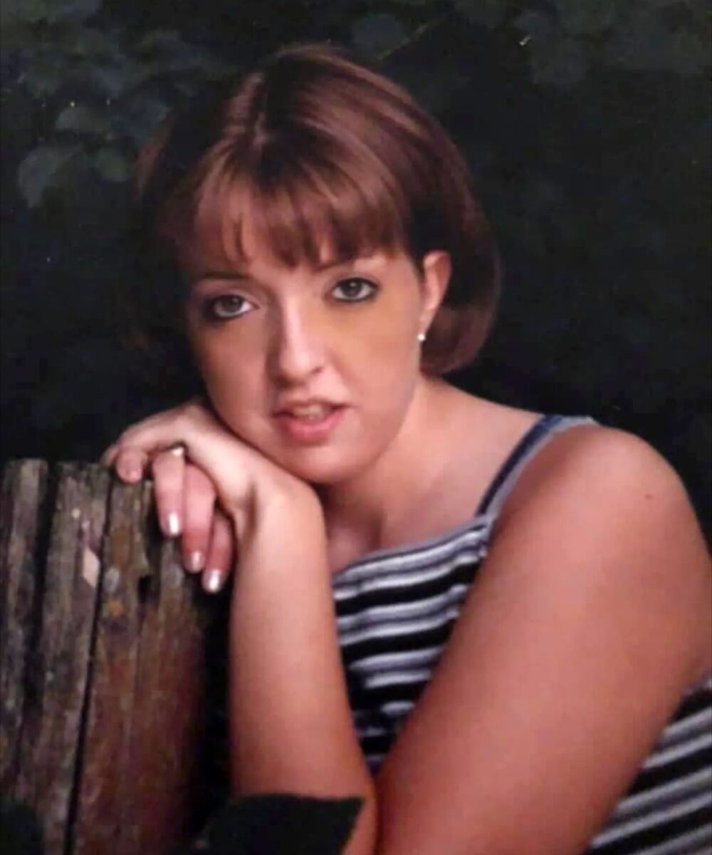 Bobbie Jo Stinnett