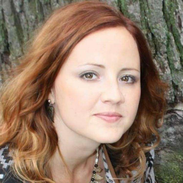 Carrie Dekleyn